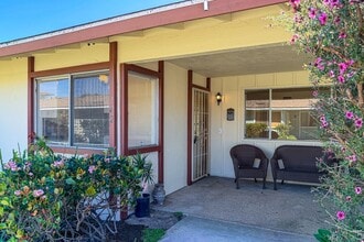 Building Photo - 182 W Alta Green