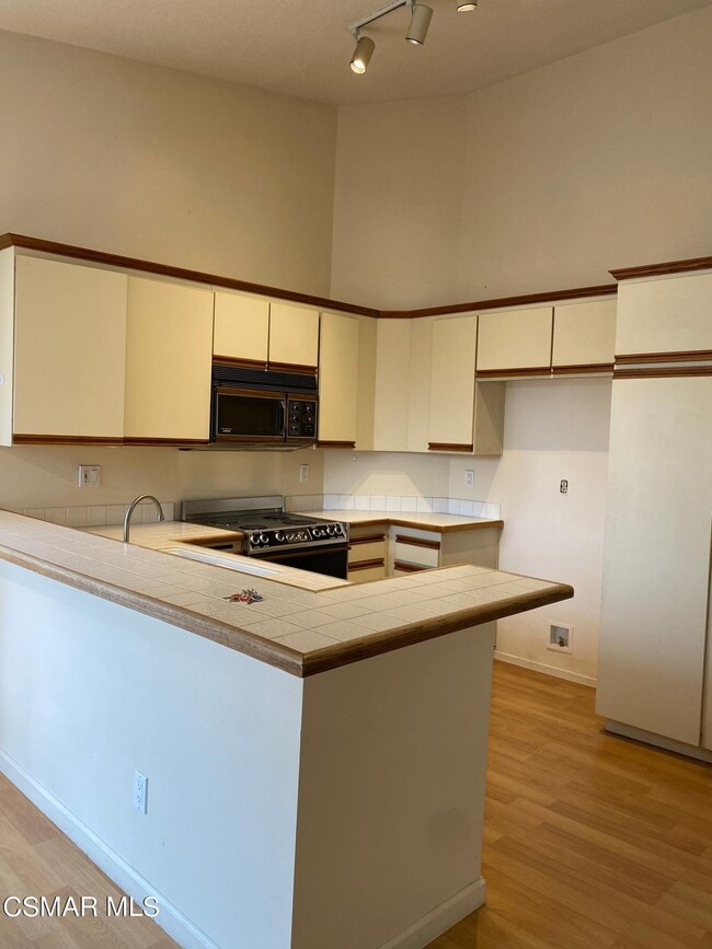 Building Photo - 2486 Pleasant Way