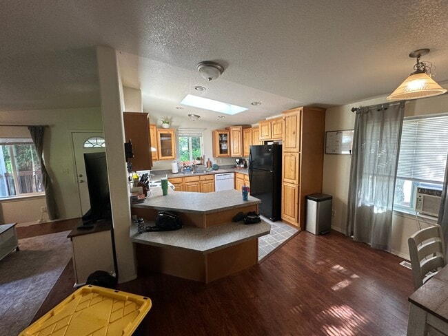 Foto del edificio - 3697 Lindsay Rd