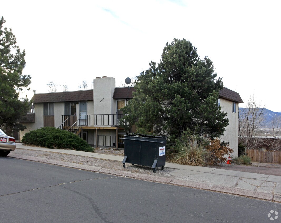 Foto del edificio - 1075 Magnolia St