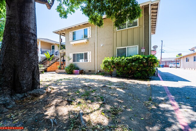 Building Photo - 1140 Ayala Dr
