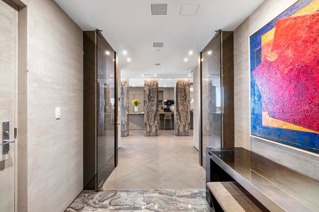 Foto del edificio - 2200 N Ocean Blvd