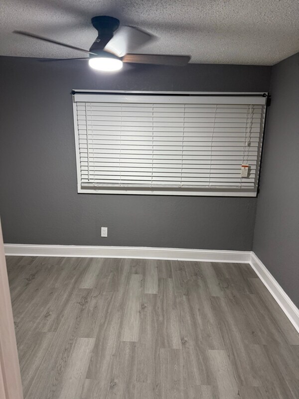 Building Photo - 8811 Poe Dr