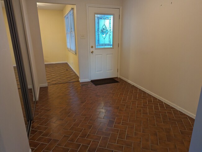 Foto del edificio - 406 Allonby Dr
