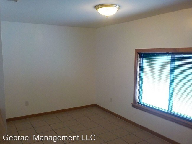 Foto del edificio - 3385 W Dayton St