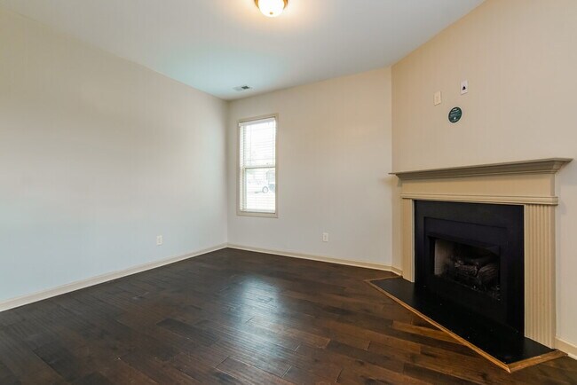 Building Photo - 167 Balboa Pkwy