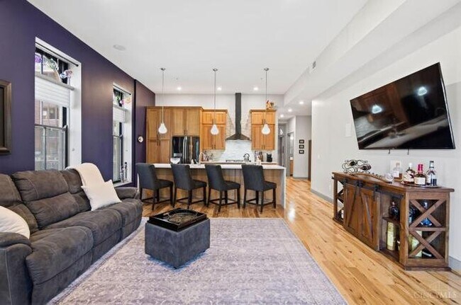 Foto del edificio - 411 Plum St