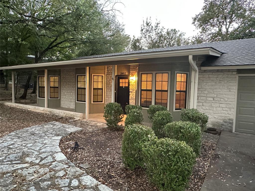 Foto principal - 2802 Mecca Rd