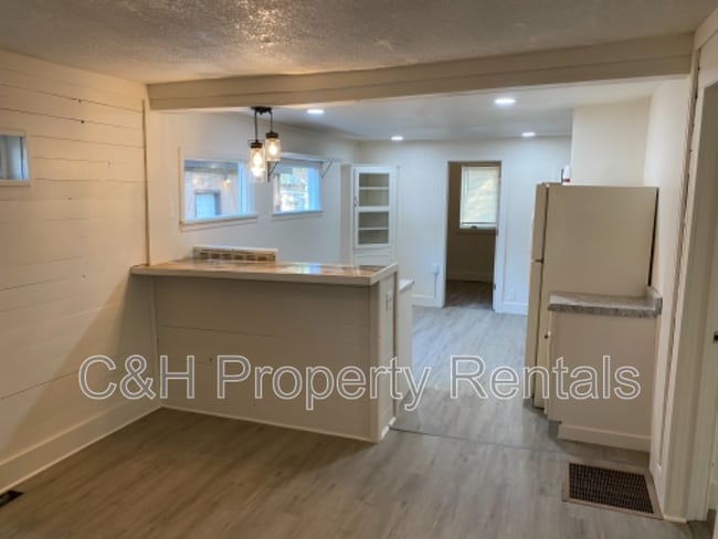 Foto del edificio - 711 N 26th St