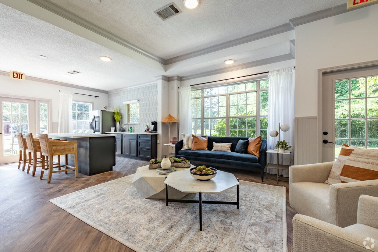 Landings at Sweetwater Creek Apartments in Lithia Springs, GA