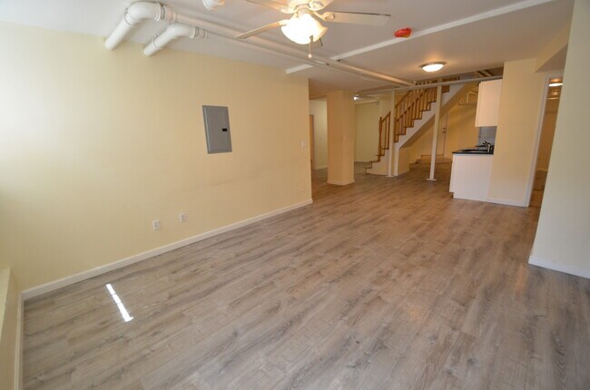 Building Photo - 74 Symphony Rd