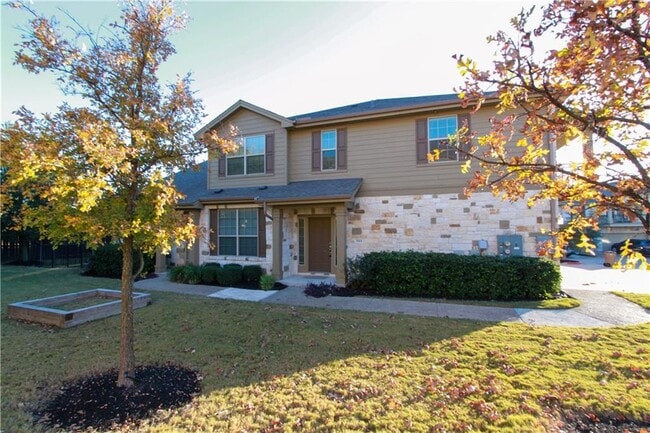 Building Photo - 3101 Davis Ln
