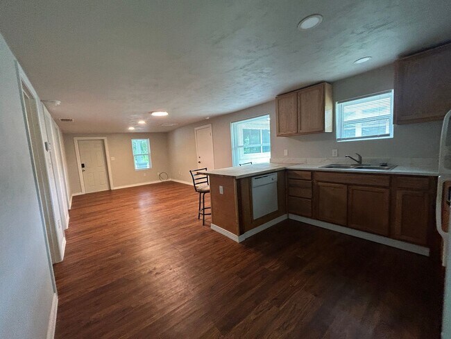 Foto del edificio - Charming 2 bedroom, 2 bath + bonus office ...