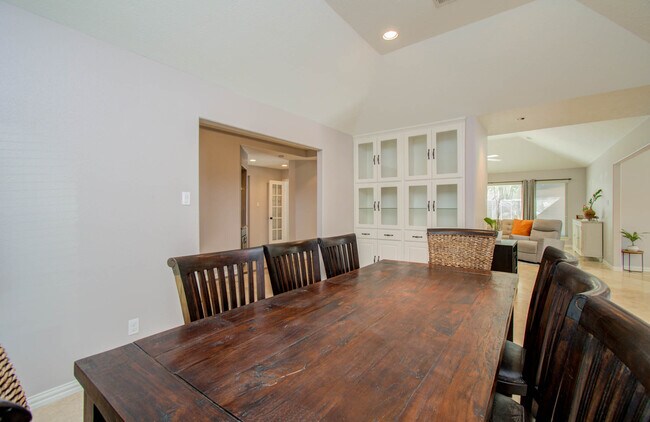 Building Photo - 18211 Widcombe Dr