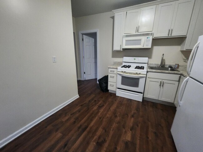 Foto del edificio - 6107 24th Ave