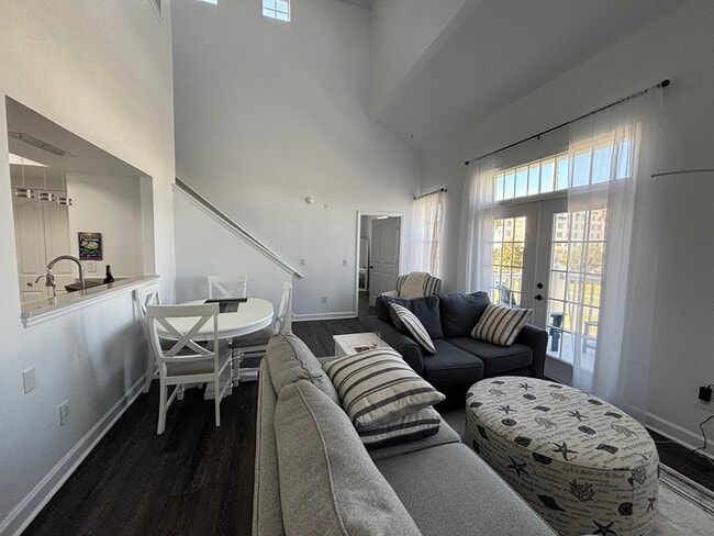 Foto del edificio - 770 Siena Palm Dr