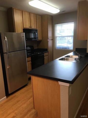 Foto del edificio - 842 Woodside Creek Dr