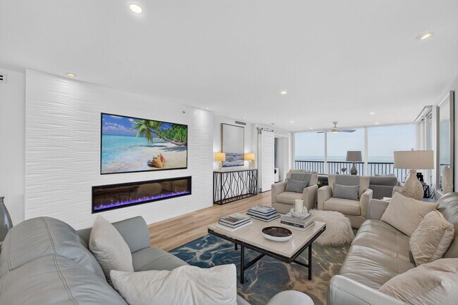 Building Photo - 840 Ocean Dr