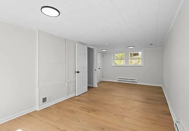 Building Photo - 2308 Elbon Dr