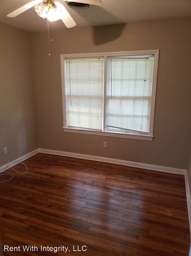 Foto del edificio - 3 br, 2 bath Apartment - 106 Dixie Drive