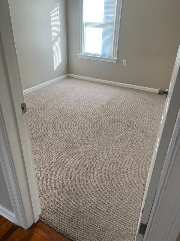 Photo - 150 Nash Rd (New Bedford, MA)