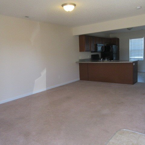 Foto del edificio - Charming 2 Bedroom Towhome - 201 Lanieve C...
