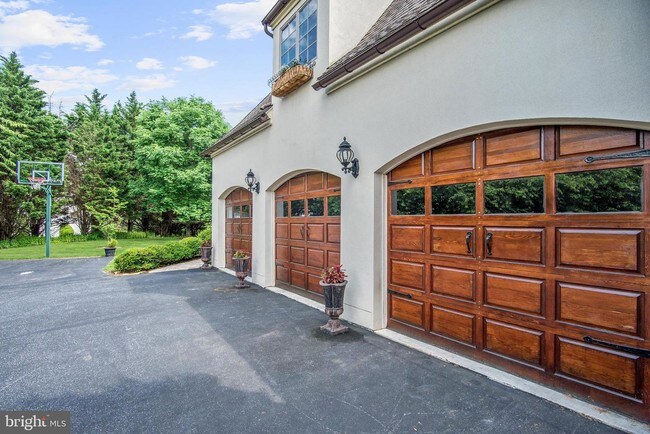 Foto del edificio - 1 Saddlebrook Ln