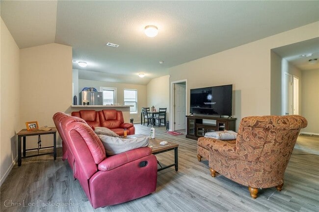 Foto del edificio - 4703 W Hoover Loop