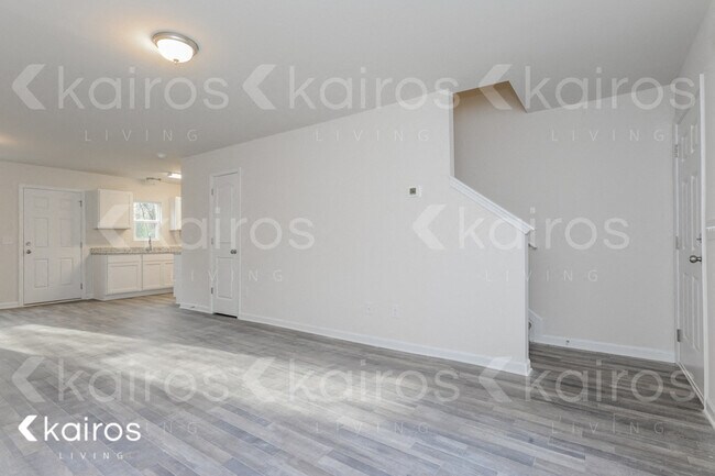 Building Photo - 945 Clayton Ct