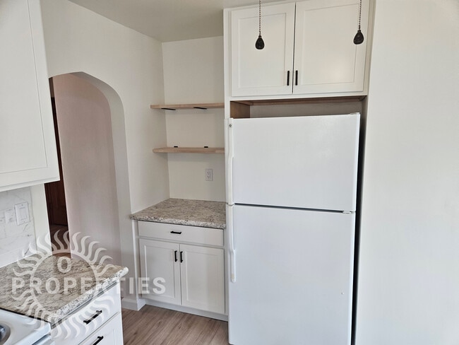 Foto del edificio - 2948 S 46th St