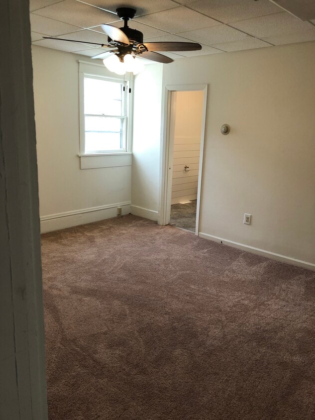 Living room - 517 Iowa Ave