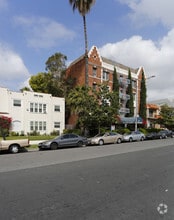 Building Photo - San Mar Manor