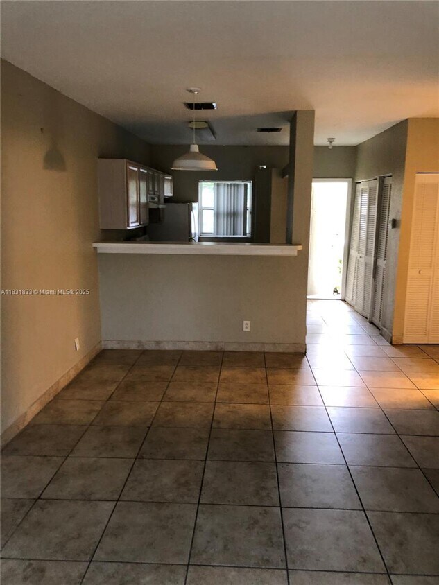 Building Photo - 3736 NW 91st Ln