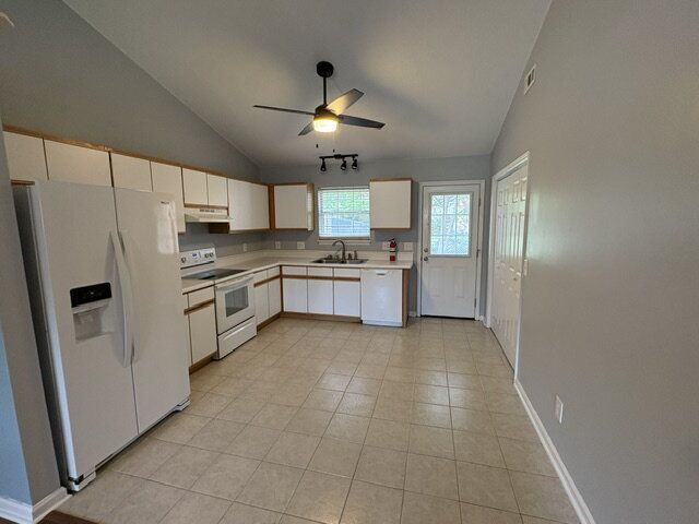 Building Photo - 4134 Bridge Ct