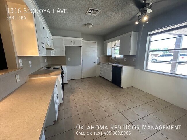 Building Photo - 1316 Sequoyah Ave