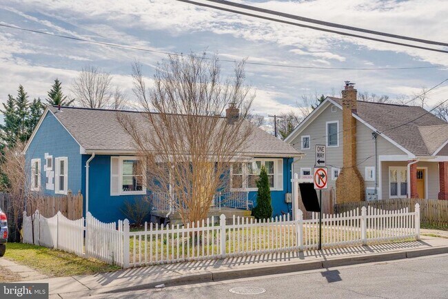 Building Photo - 4305 Oglethorpe St