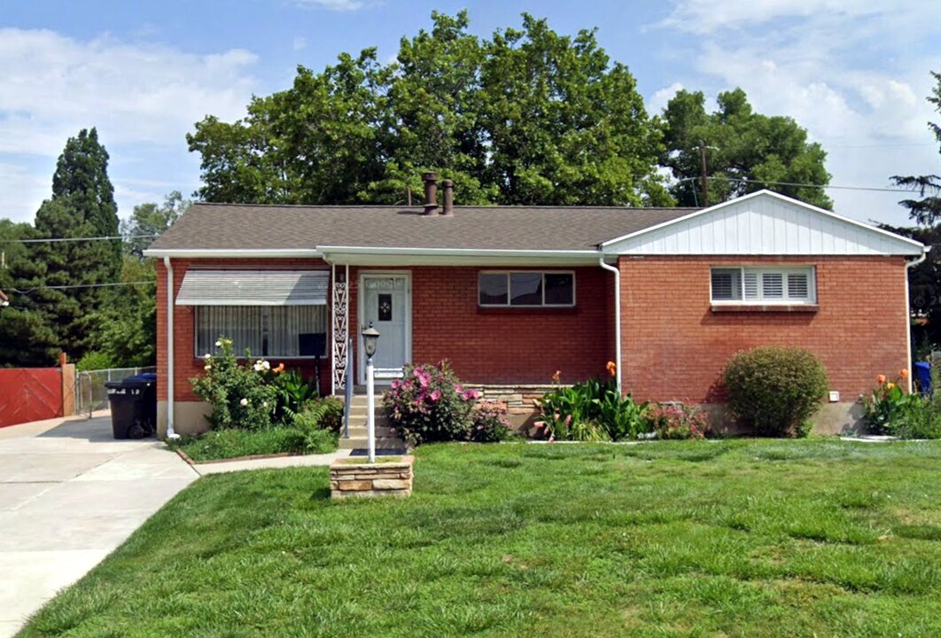 Frente interno - 1829 E Severn Dr