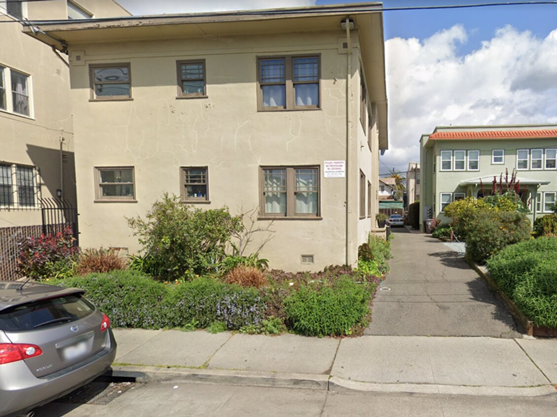 Primary Photo - Spacious 1 bedroom apartment, located in t...