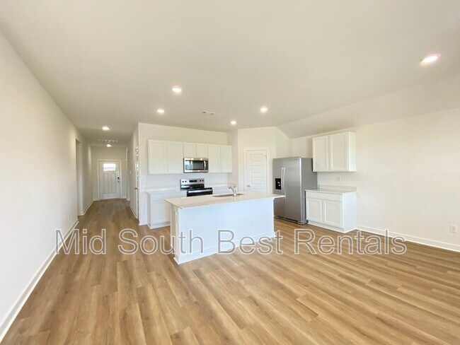 Foto del edificio - 285 Alyece Ln