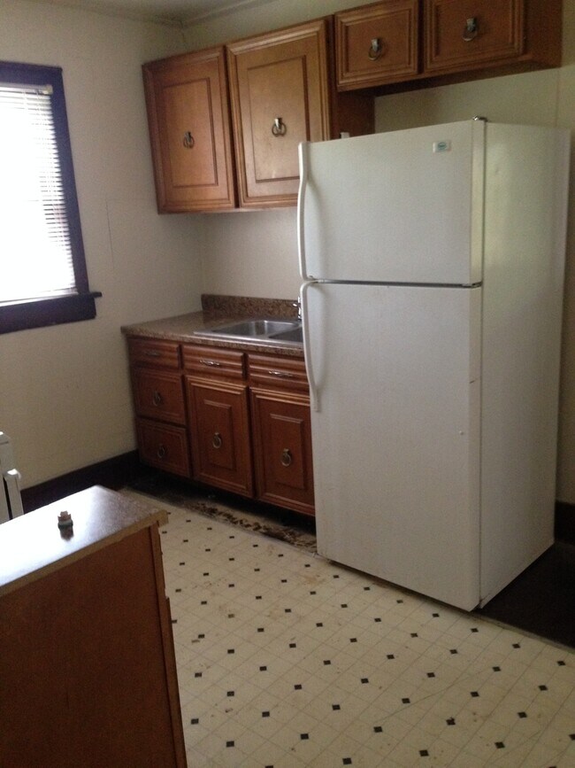 Foto del edificio - *Great Downtown Springfield Location--Char...