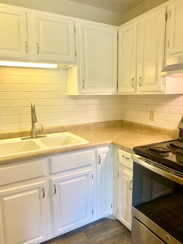 Foto del edificio - 10451 Greenbrier Rd