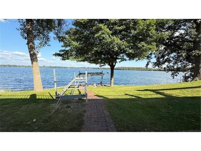 Building Photo - 17796 Cedar Park Loop