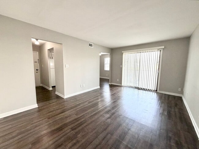 Building Photo - 136 Jack Miller Blvd