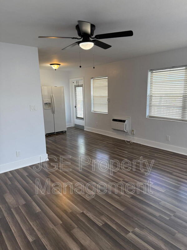 Foto del edificio - 810 Lake Shore Dr