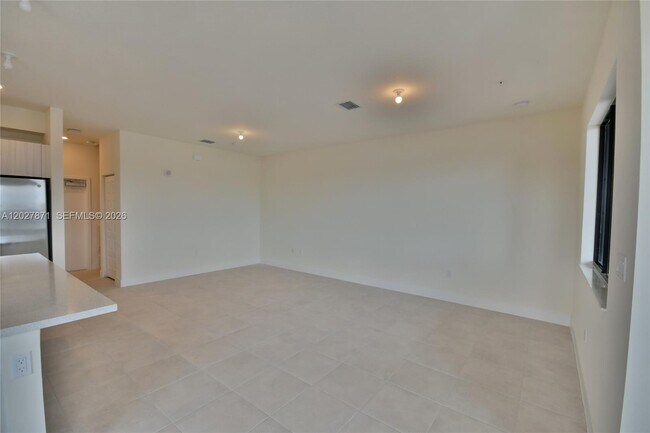Foto del edificio - 4700 NW 84th Ave
