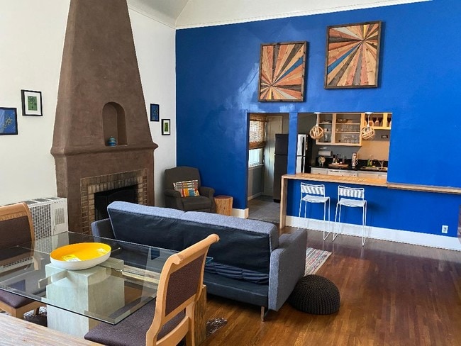 Foto del edificio - 1146 N Hudson Ave