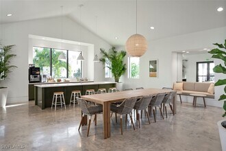 Building Photo - 9161 Flying Eagle Dr