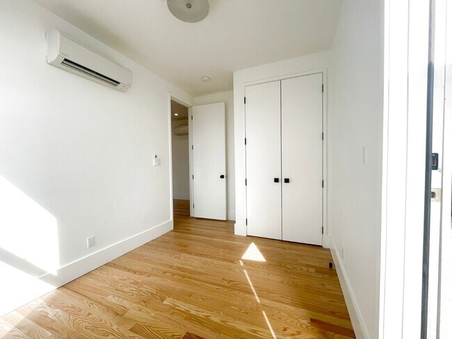 Foto del edificio - 152 Saint Johns Pl