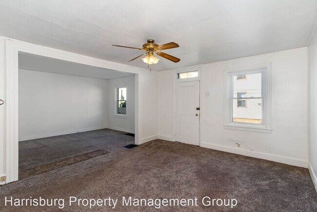 Building Photo - 2 br, 1.5 bath House - 31 W Green St