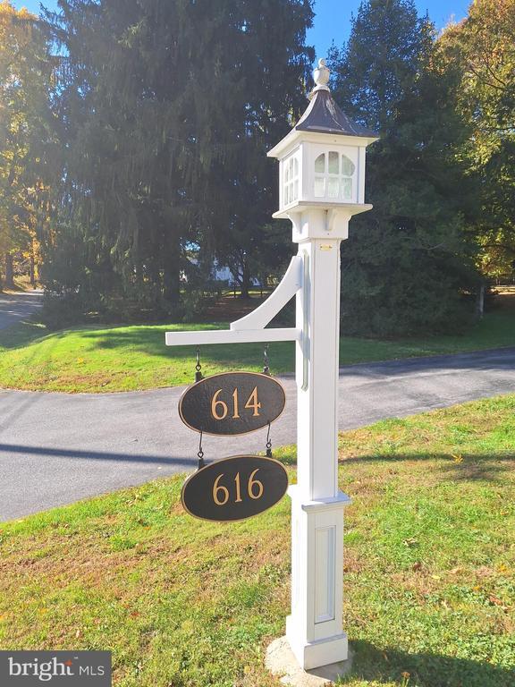 Foto principal - 614 Chandler Mill Rd